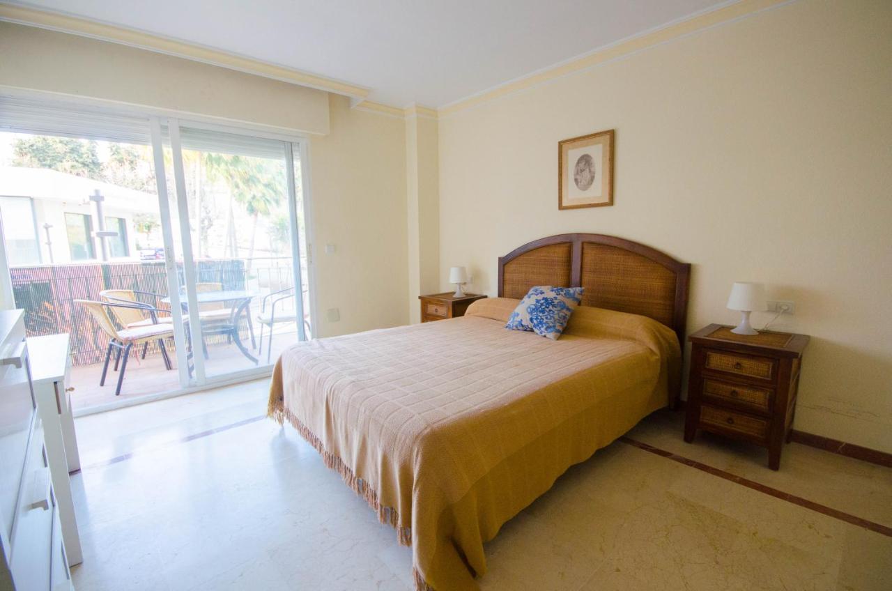 Aparment Neptuno- Located On The Promenade A Few Metres From The Beach. Εστεπόνα Εξωτερικό φωτογραφία