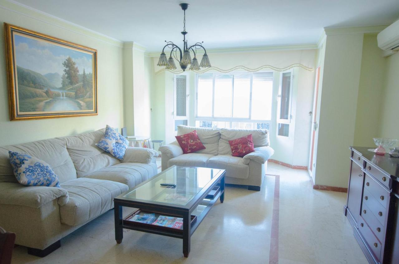 Aparment Neptuno- Located On The Promenade A Few Metres From The Beach. Εστεπόνα Εξωτερικό φωτογραφία